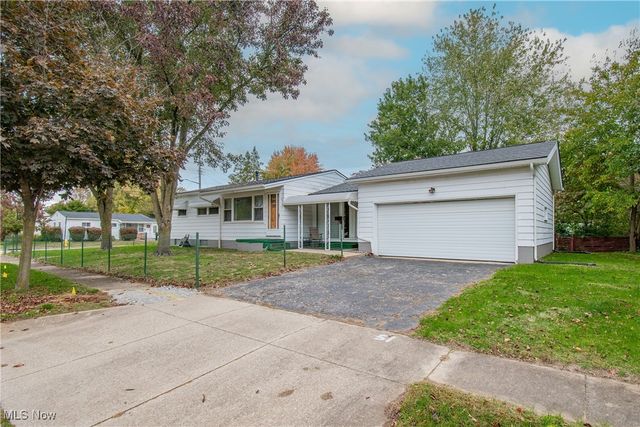 860 Sutherland Avenue, Akron, OH 44314