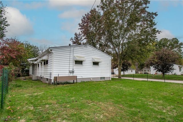 860 Sutherland Avenue, Akron, OH 44314