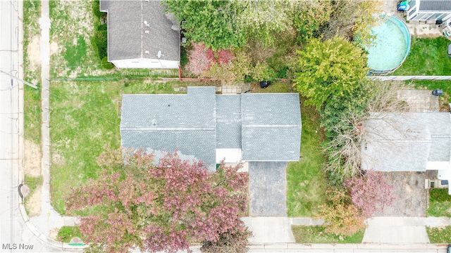 860 Sutherland Avenue, Akron, OH 44314