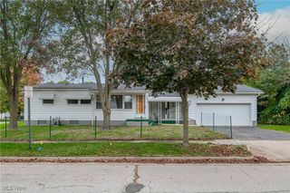 860 Sutherland Avenue, Akron, OH 44314