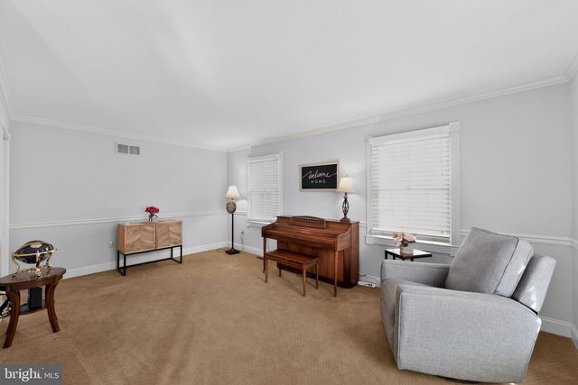 401 RUSSELL AVE, Douglassville, PA 19518