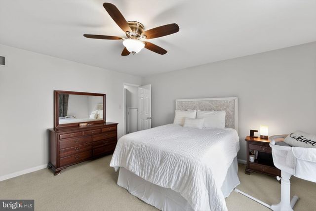 401 RUSSELL AVE, Douglassville, PA 19518