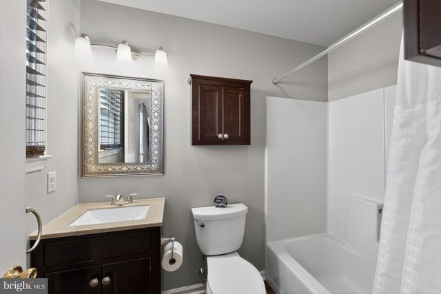 401 RUSSELL AVE, Douglassville, PA 19518