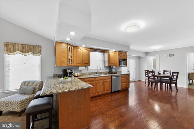 401 RUSSELL AVE, Douglassville, PA 19518