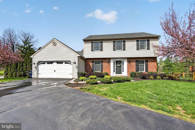 401 RUSSELL AVE, Douglassville, PA 19518
