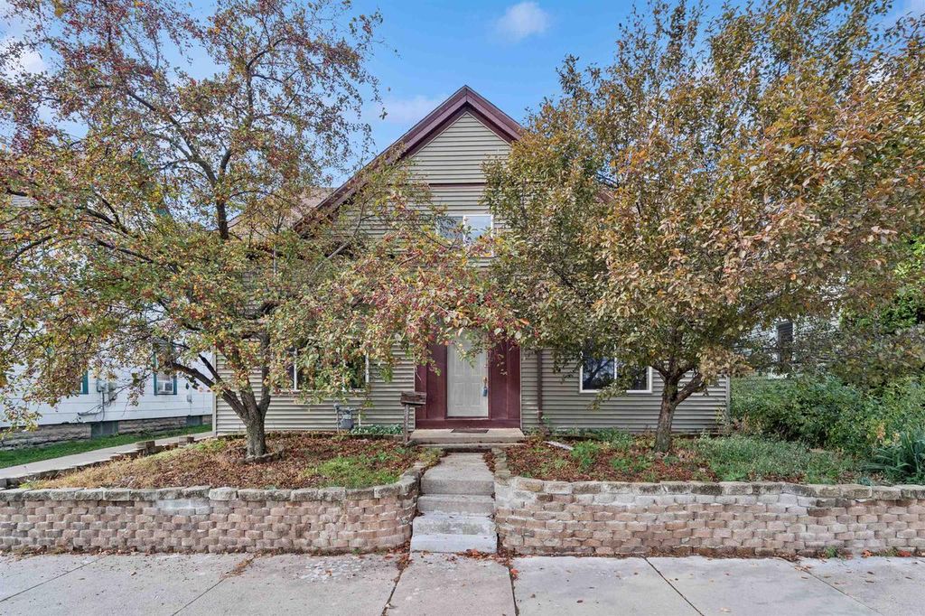 1333 JEFFERSON STREET, Oshkosh, WI 54901