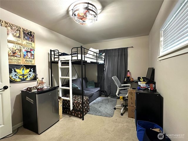4249 17th Way NE, Olympia, WA 98516