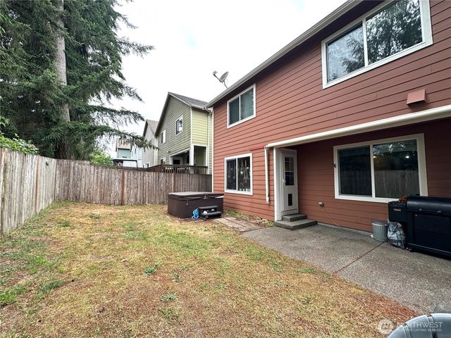 4249 17th Way NE, Olympia, WA 98516