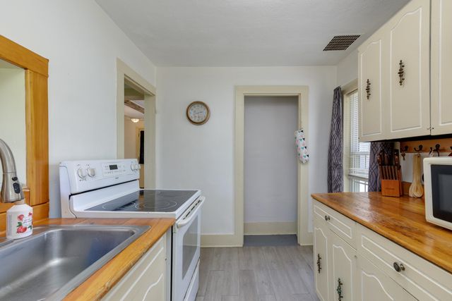 53 Butler Street, Hillsborough, NH 03244