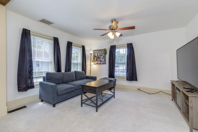 53 Butler Street, Hillsborough, NH 03244
