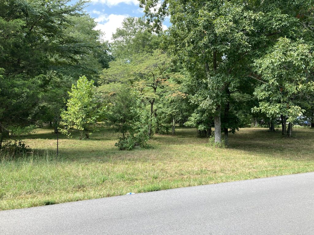 0 N Hurricane Creek Rd, N, Mc Ewen, TN 37101