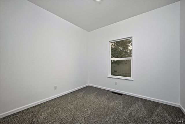 19285 Ravenhill Rd, Hidden Valley Lake, CA 95467