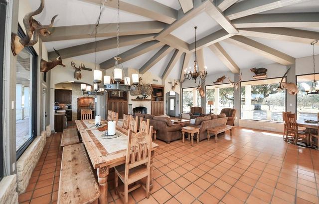 5523 Ehrman Lake Lane, Wallis, TX 77485