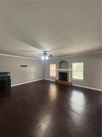 2301 SW 20th Street, Bentonville, AR 72713