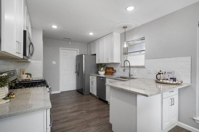1719 Brighton Drive, Carrollton, TX 75007
