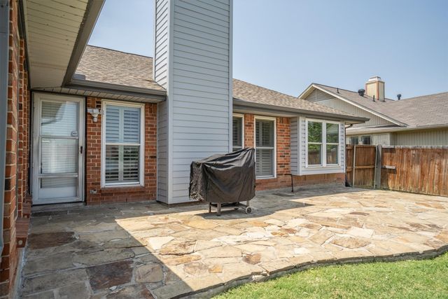 1719 Brighton Drive, Carrollton, TX 75007