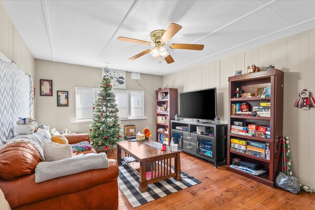 204 Austin Street, Levelland, TX 79336