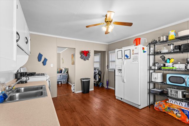 204 Austin Street, Levelland, TX 79336