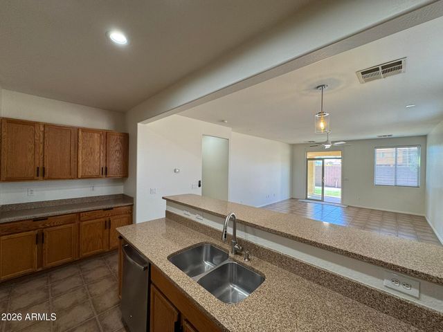 7136 S 70TH Drive, Laveen, AZ 85339