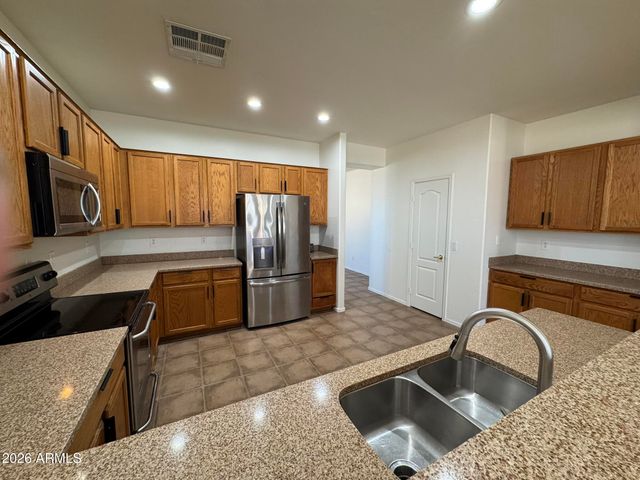 7136 S 70TH Drive, Laveen, AZ 85339