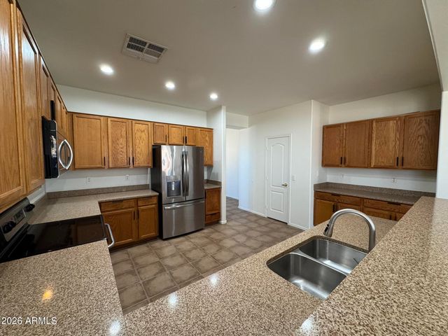 7136 S 70TH Drive, Laveen, AZ 85339