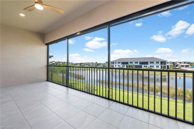 15328 Lucerna ST 202, Naples, FL 34114