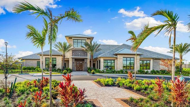 15328 Lucerna ST 202, Naples, FL 34114