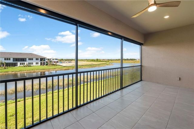 15328 Lucerna ST 202, Naples, FL 34114