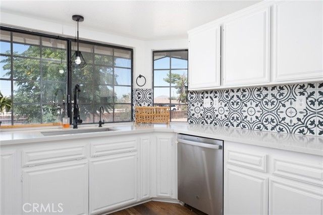 16433 Ocotilla Road, Apple Valley, CA 92307