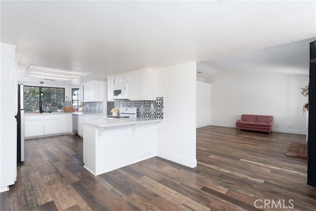 16433 Ocotilla Road, Apple Valley, CA 92307