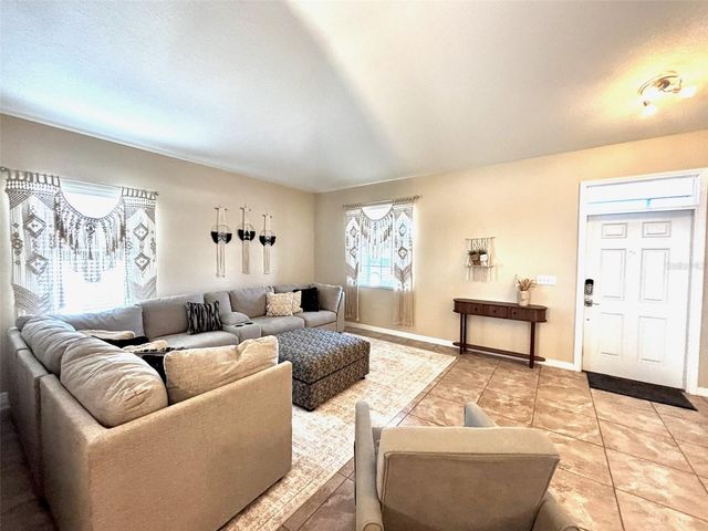 613 WABASH BREEZE CIRCLE, Ruskin, FL 33570