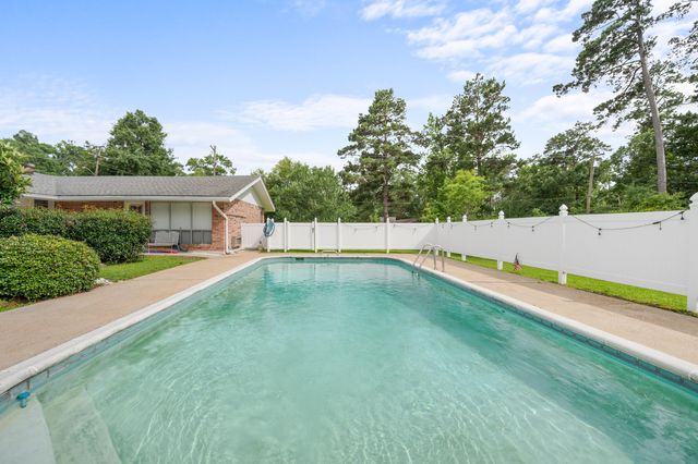 501 Davella, Deridder, LA 70634