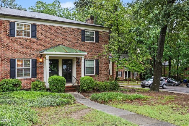 3732 Yorktown Place, Raleigh, NC 27609