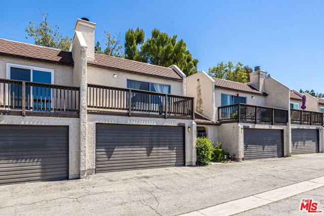 15615 Crestview Lane 82, Granada Hills (los Angeles), CA 91344