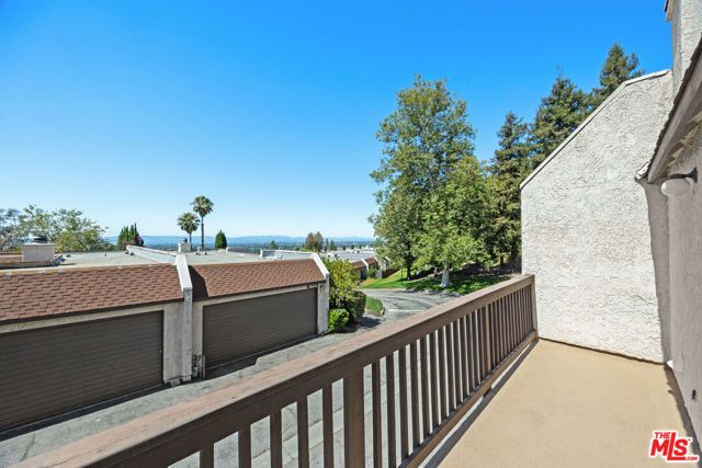 15615 Crestview Lane 82, Granada Hills (los Angeles), CA 91344