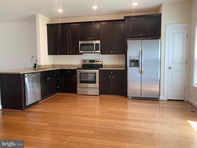 90 ANDREWS PLACE, Fredericksburg, VA 22405