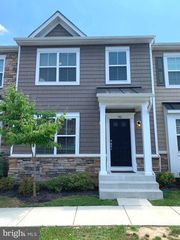 90 ANDREWS PLACE, Fredericksburg, VA 22405