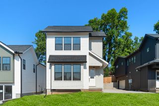 1712 Carvell Ave, Nashville, TN 37203