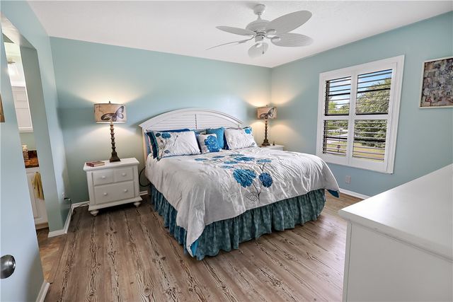 27 Plantation Drive 201, Vero Beach, FL 32966