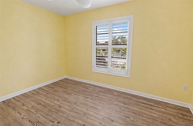 27 Plantation Drive 201, Vero Beach, FL 32966