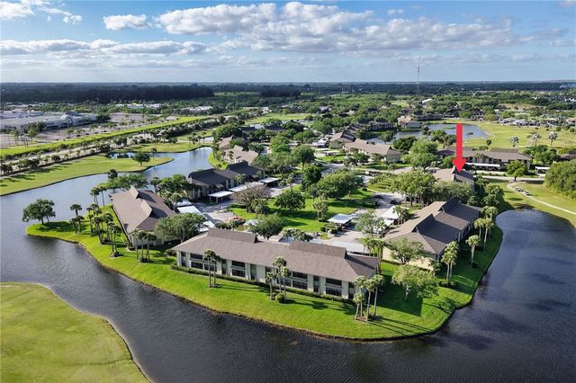 27 Plantation Drive 201, Vero Beach, FL 32966