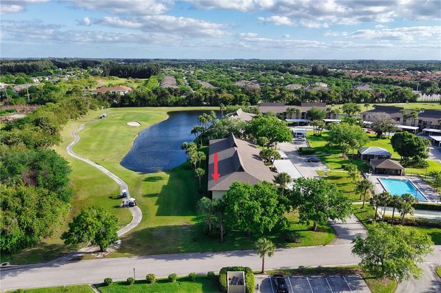 27 Plantation Drive 201, Vero Beach, FL 32966