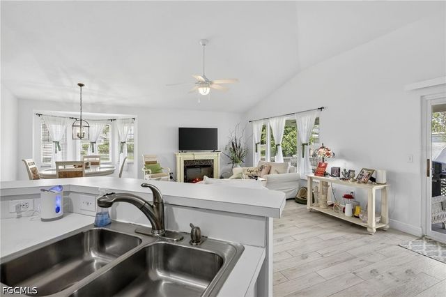 2070 King Tarpon DR, Punta Gorda, FL 33955