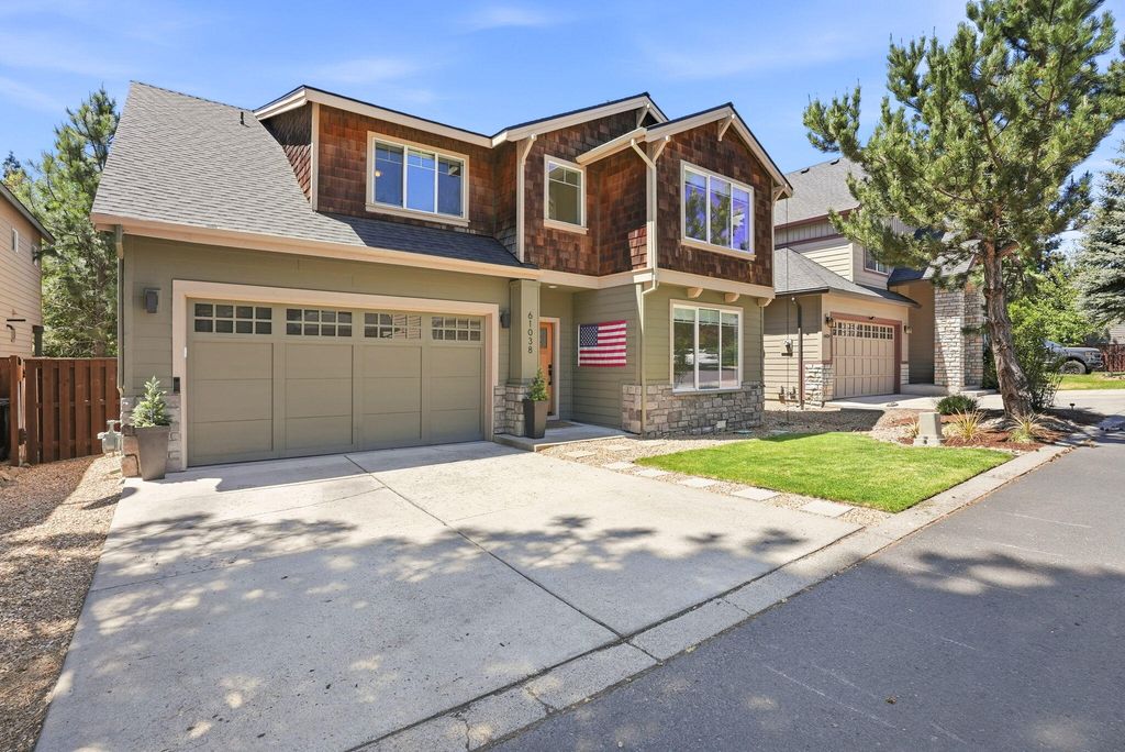 61038 Snowbrush Drive, Bend, OR 97702