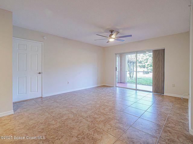 1640 N 42nd Circle 105, Vero Beach, FL 32967