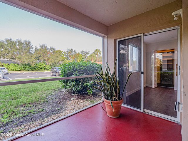 1640 N 42nd Circle 105, Vero Beach, FL 32967