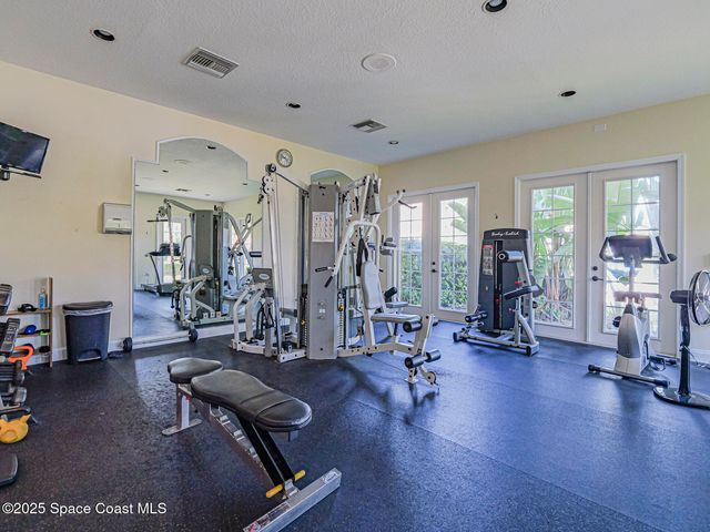 1640 N 42nd Circle 105, Vero Beach, FL 32967