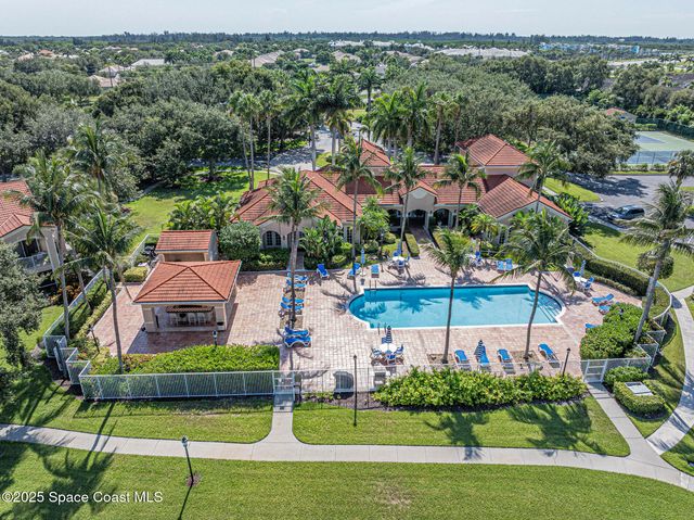 1640 N 42nd Circle 105, Vero Beach, FL 32967