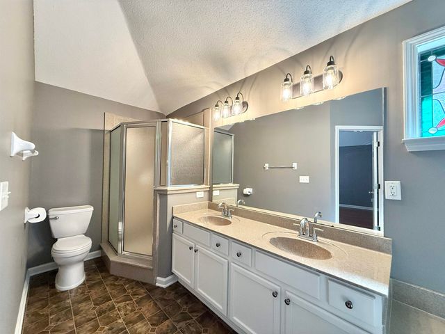 6833 SHOWBOAT LN, Cordova, TN 38018