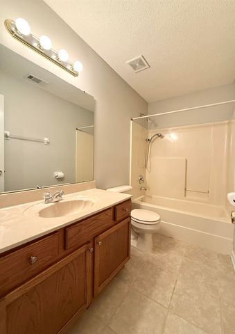6833 SHOWBOAT LN, Cordova, TN 38018